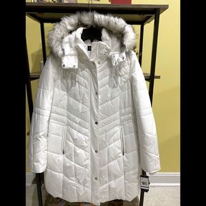 JONES NY puffer coat